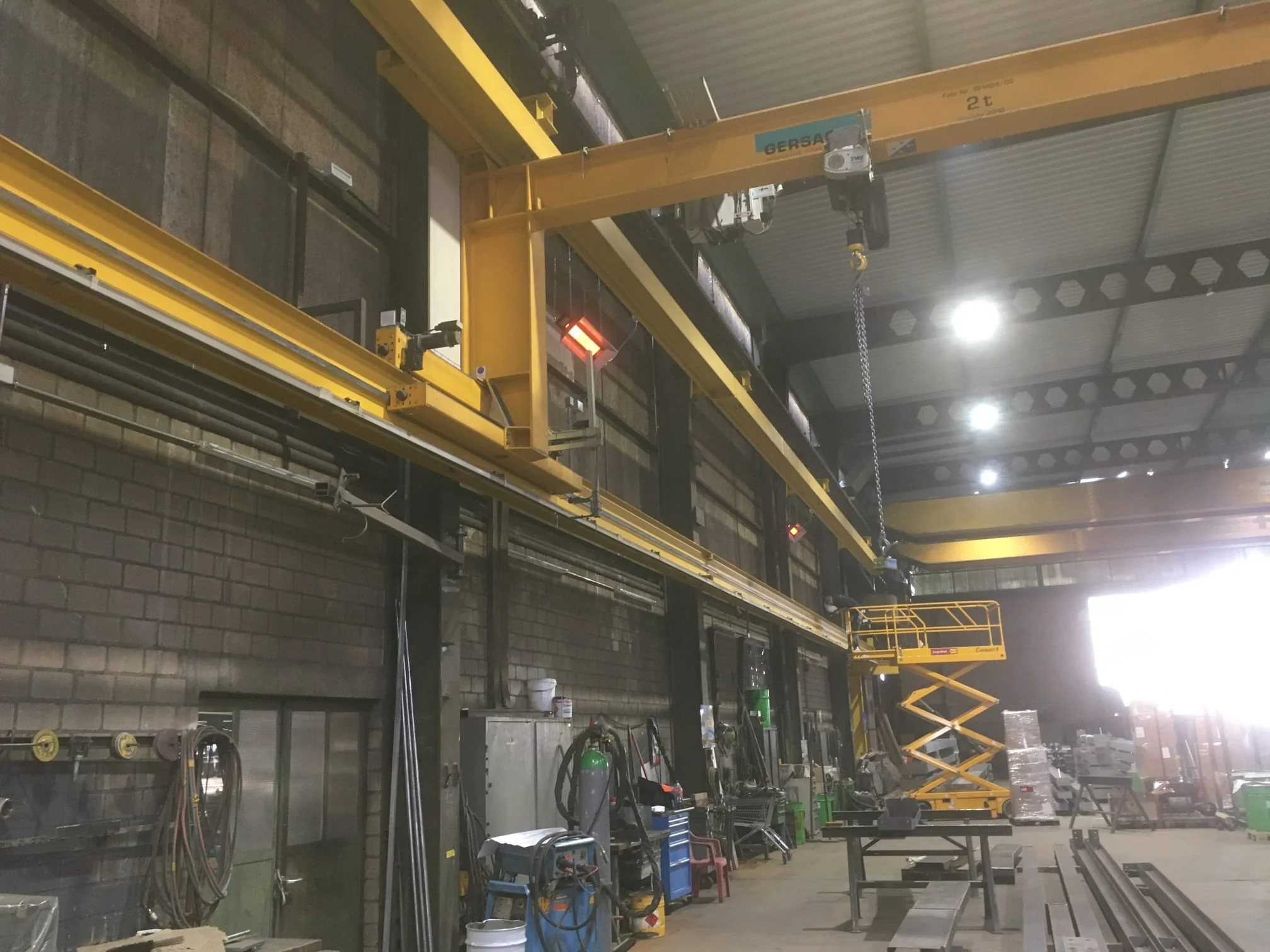 Hellstrahler Industriehalle Senn AG Oftringen