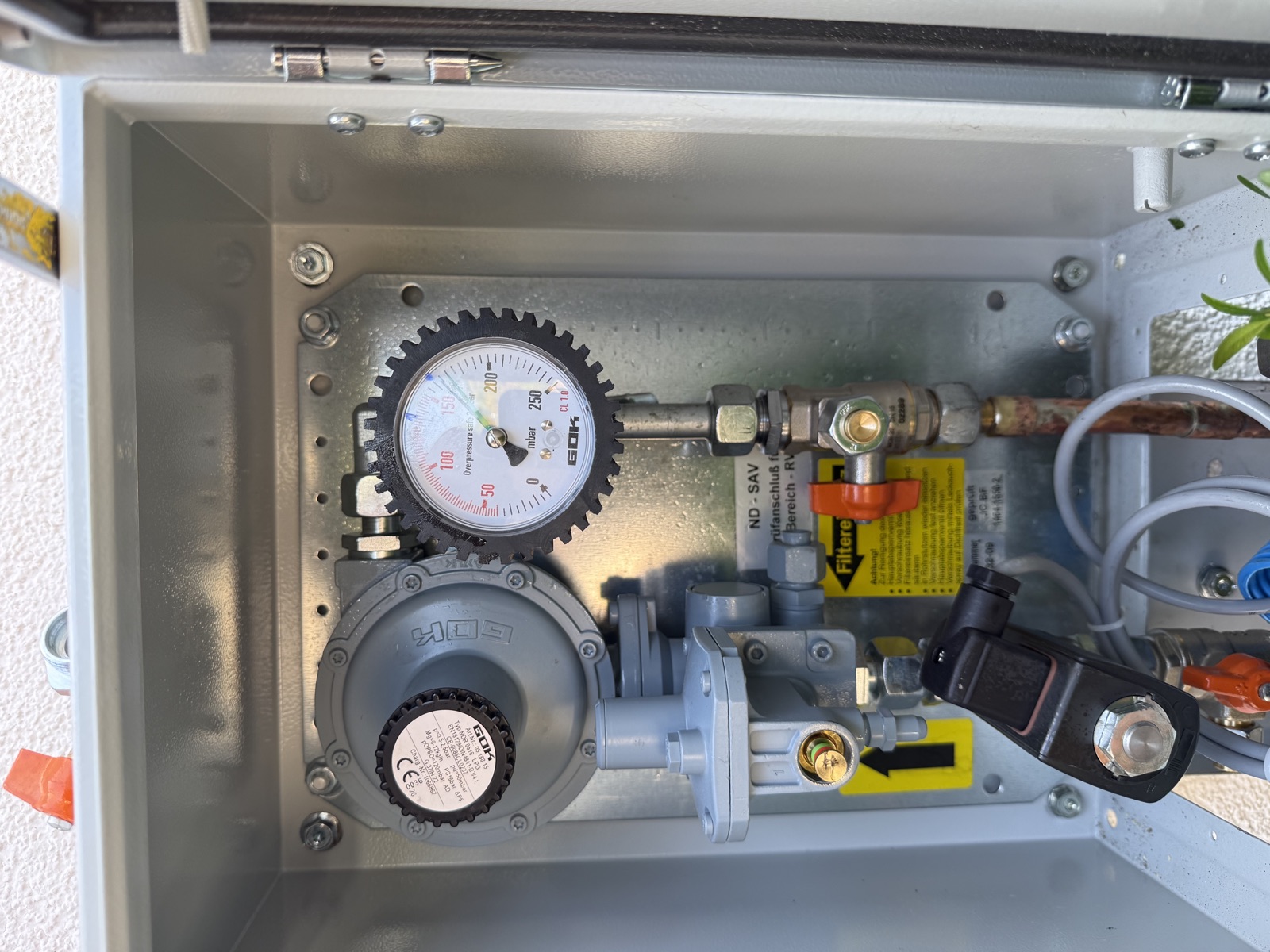 Gas-Aussenkasten – Haushalt, Installation durch die Stirnimann AG